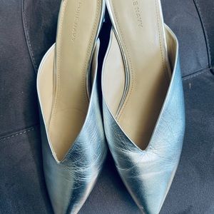 size 10 metallic silver kitten heel mules/slides
